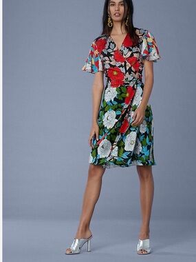 Diane Von Furstenberg Silk Boswell Flutter Wrap Dress size 8